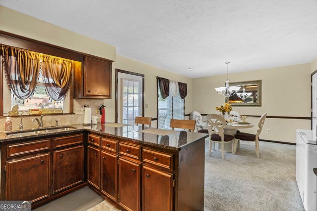 110 Waverly Way, Lagrange, GA 30240