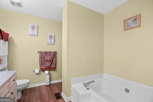 110 Waverly Way, Lagrange, GA 30240