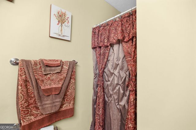 110 Waverly Way, Lagrange, GA 30240