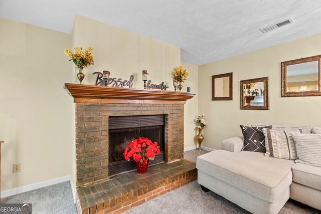 110 Waverly Way, Lagrange, GA 30240