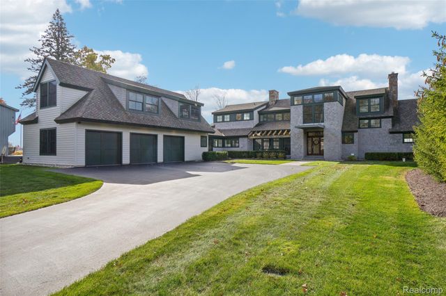 12410 Woodhull Landing, Fenton Charter Township, MI 48430