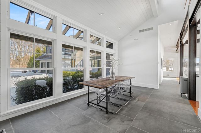 12410 Woodhull Landing, Fenton Charter Township, MI 48430