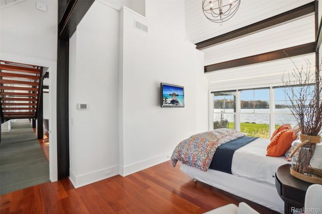 12410 Woodhull Landing, Fenton Charter Township, MI 48430