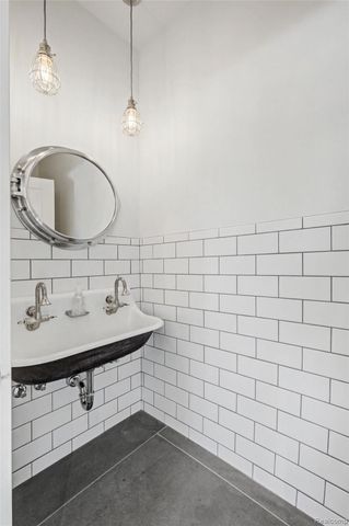 12410 Woodhull Landing, Fenton Charter Township, MI 48430