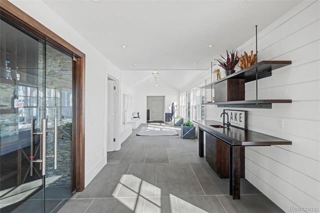 12410 Woodhull Landing, Fenton Charter Township, MI 48430