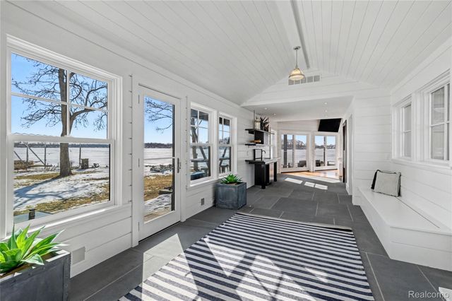 12410 Woodhull Landing, Fenton Charter Township, MI 48430