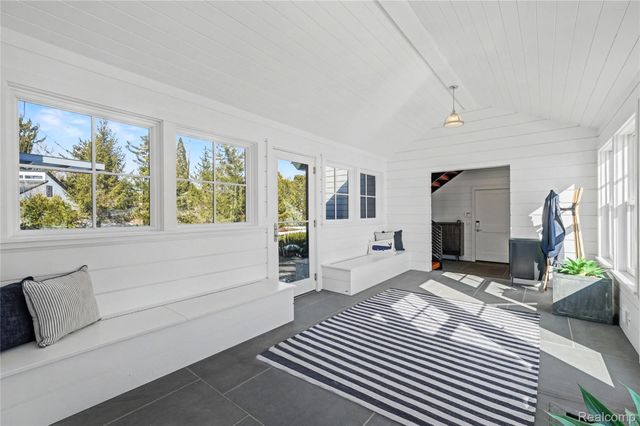 12410 Woodhull Landing, Fenton Charter Township, MI 48430