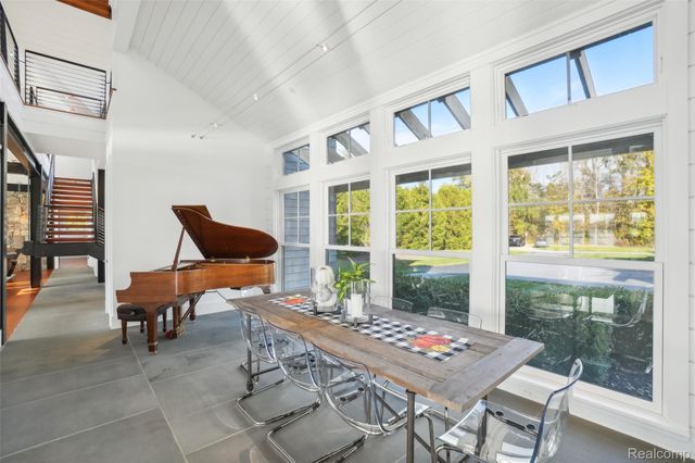 12410 Woodhull Landing, Fenton Charter Township, MI 48430