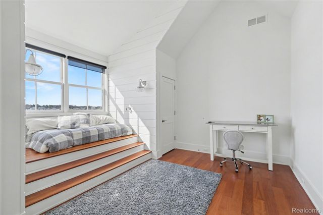 12410 Woodhull Landing, Fenton Charter Township, MI 48430