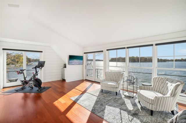 12410 Woodhull Landing, Fenton Charter Township, MI 48430