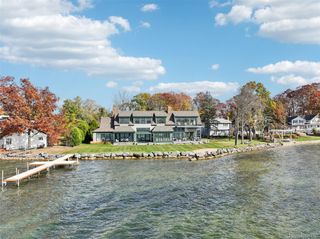 12410 Woodhull Landing, Fenton Charter Township, MI 48430