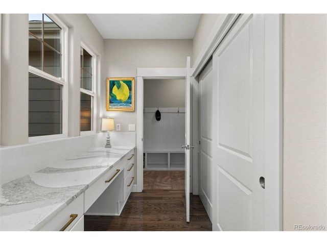 25045 E Park Crescent Dr, Aurora, CO 80016