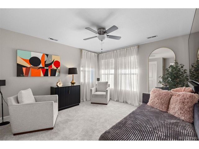 25045 E Park Crescent Dr, Aurora, CO 80016