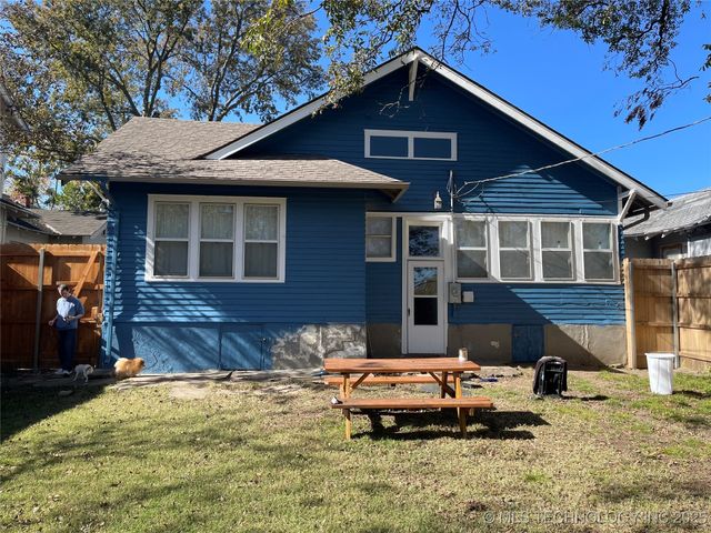 812 SE Delaware, Bartlesville, OK 74003