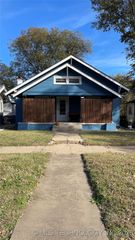 812 SE Delaware, Bartlesville, OK 74003