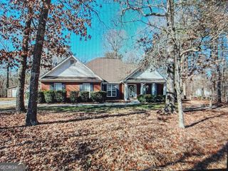 12697 Simmons Road, Hampton, GA 30228