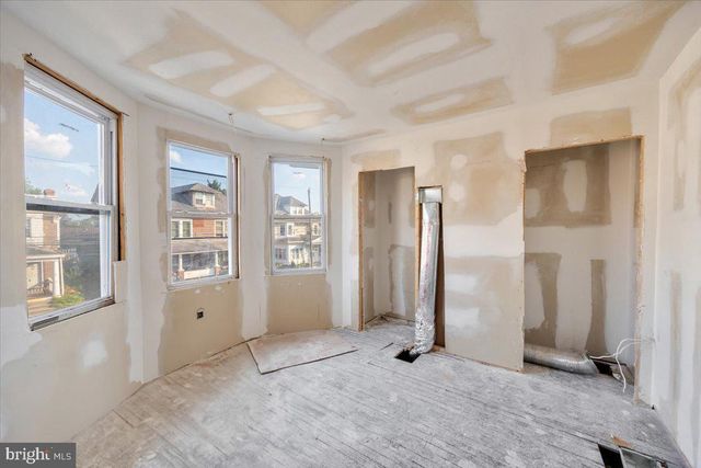 34 E 23RD ST, Chester, PA 19013