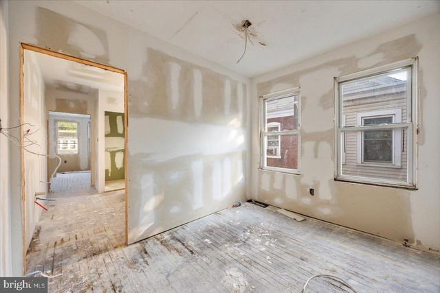 34 E 23RD ST, Chester, PA 19013