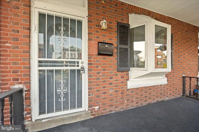 34 E 23RD ST, Chester, PA 19013