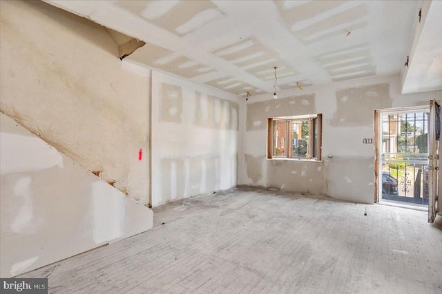 34 E 23RD ST, Chester, PA 19013