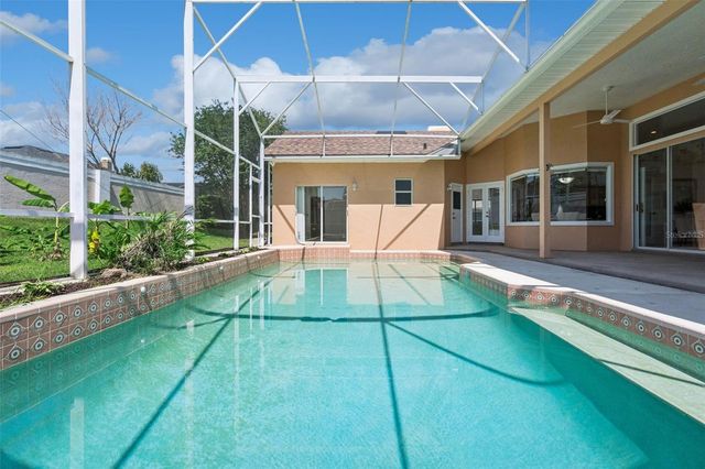 8146 CANYON LAKE CIRCLE, Orlando, FL 32835