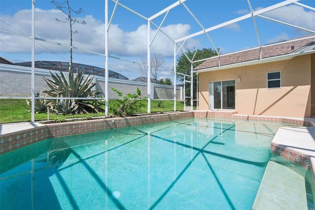 8146 CANYON LAKE CIRCLE, Orlando, FL 32835