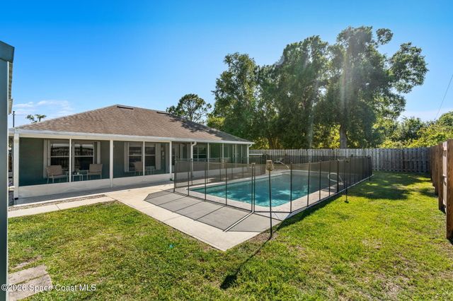 967 Douglas Street SE, Palm Bay, FL 32909