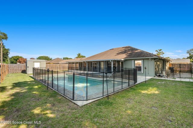 967 Douglas Street SE, Palm Bay, FL 32909