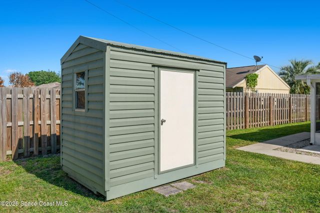 967 Douglas Street SE, Palm Bay, FL 32909