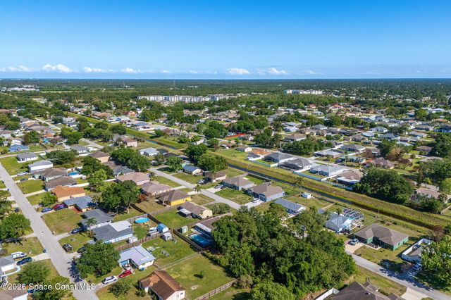 967 Douglas Street SE, Palm Bay, FL 32909