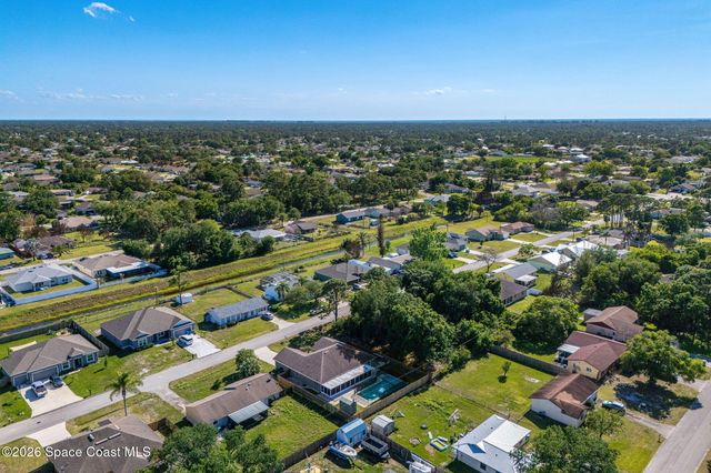 967 Douglas Street SE, Palm Bay, FL 32909