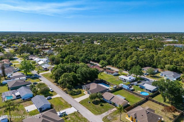 967 Douglas Street SE, Palm Bay, FL 32909