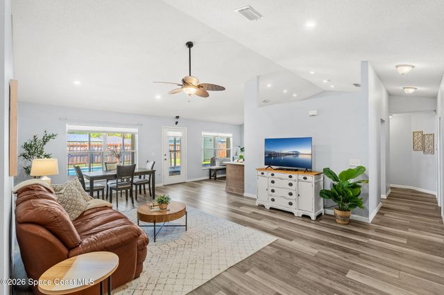 967 Douglas Street SE, Palm Bay, FL 32909