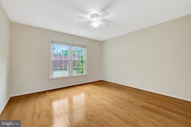 8995 PARLIAMENT DR, Burke, VA 22015