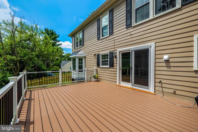 8995 PARLIAMENT DR, Burke, VA 22015