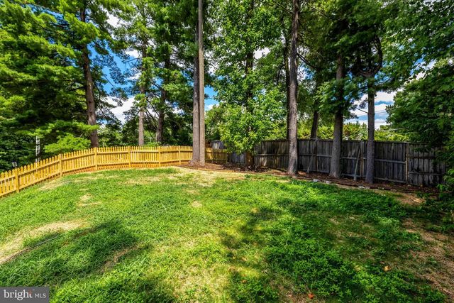8995 PARLIAMENT DR, Burke, VA 22015