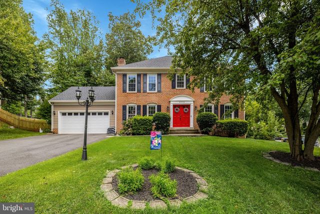 8995 PARLIAMENT DR, Burke, VA 22015
