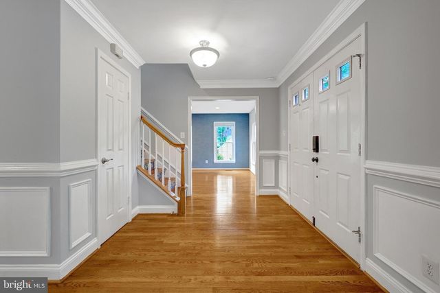 8995 PARLIAMENT DR, Burke, VA 22015
