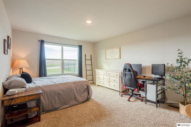 11606 S 191st Avenue, Gretna, NE 68028