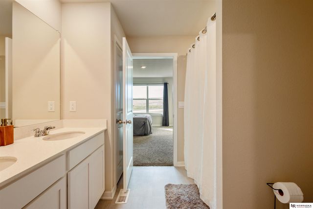 11606 S 191st Avenue, Gretna, NE 68028