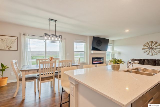 11606 S 191st Avenue, Gretna, NE 68028