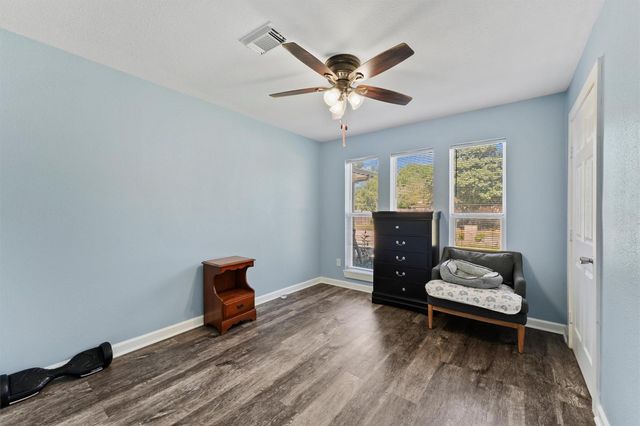 3501 Old Oaks Drive, Baytown, TX 77521