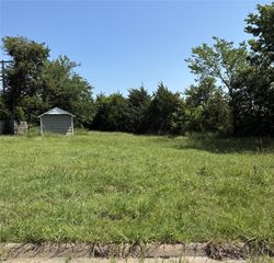 1204 Williamsburg Road, Greenville, TX 75401