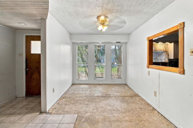 2525 Pickerton Drive, Deer Park, TX 77536