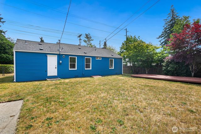15513 8th Avenue NE, Shoreline, WA 98155
