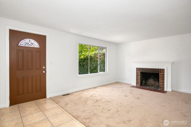 15513 8th Avenue NE, Shoreline, WA 98155