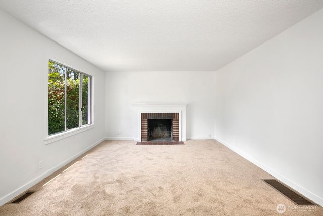 15513 8th Avenue NE, Shoreline, WA 98155