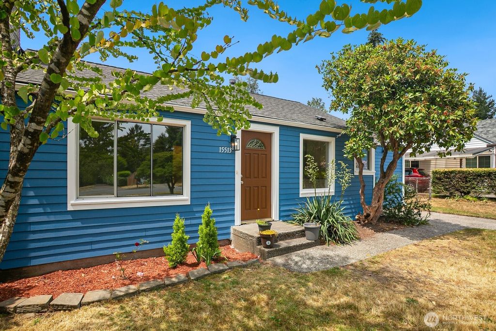 15513 8th Avenue NE, Shoreline, WA 98155