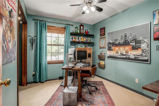 507 NE Karapat Drive, Kansas City, MO 64155