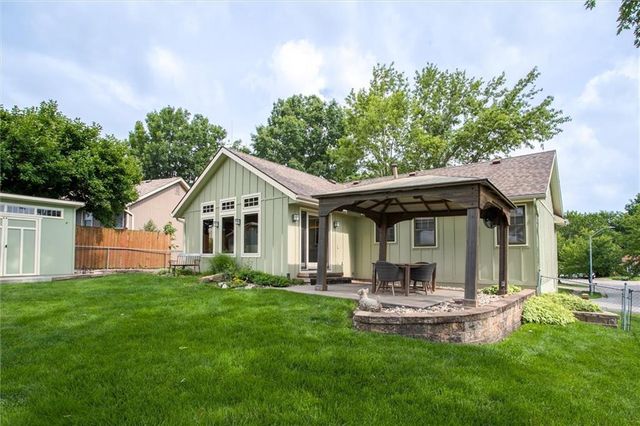 507 NE Karapat Drive, Kansas City, MO 64155